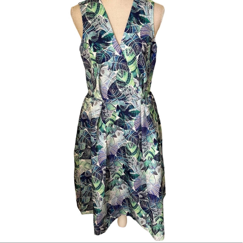 Closet London Blue/Green Tropical Floral Print Fit and Flare Dress 6